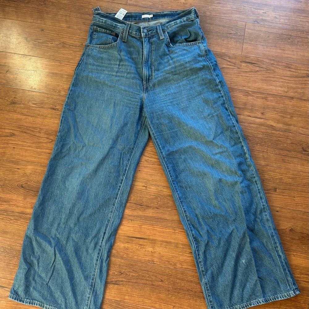 Levi's Cinch Baggy Jeans